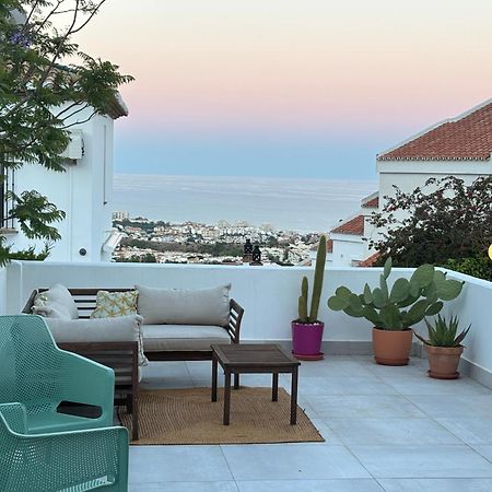 A Terrace With Sea View, 2 Bedrooms Apartment In Benalmádena Extérieur photo