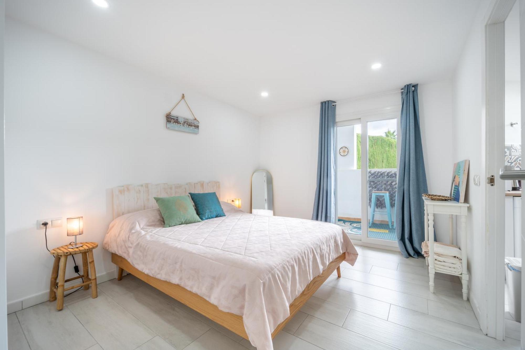 A Terrace With Sea View, 2 Bedrooms Apartment In Benalmádena Extérieur photo